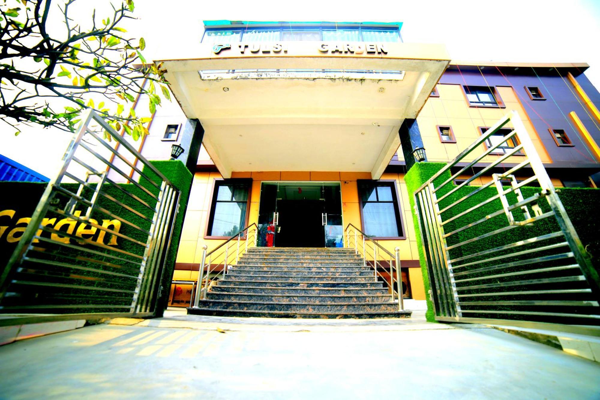 Tulsi Garden- Near Prem Mandir Vrindavan Ngoại thất bức ảnh